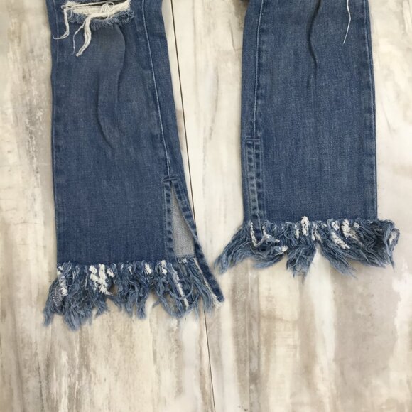 MuMu Blue Brooklyn High Waist Fringe Hem Distressed Jean 28 - Picture 4 of 13